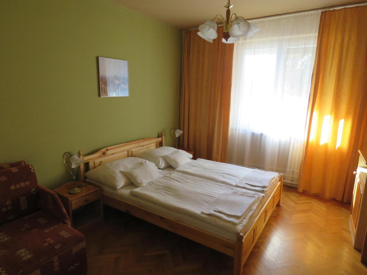 Thermal Apartmanhaz Komárom Dış mekan fotoğraf
