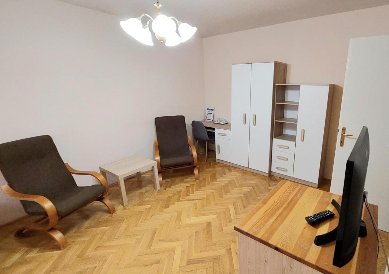 Thermal Apartmanhaz Komárom Dış mekan fotoğraf