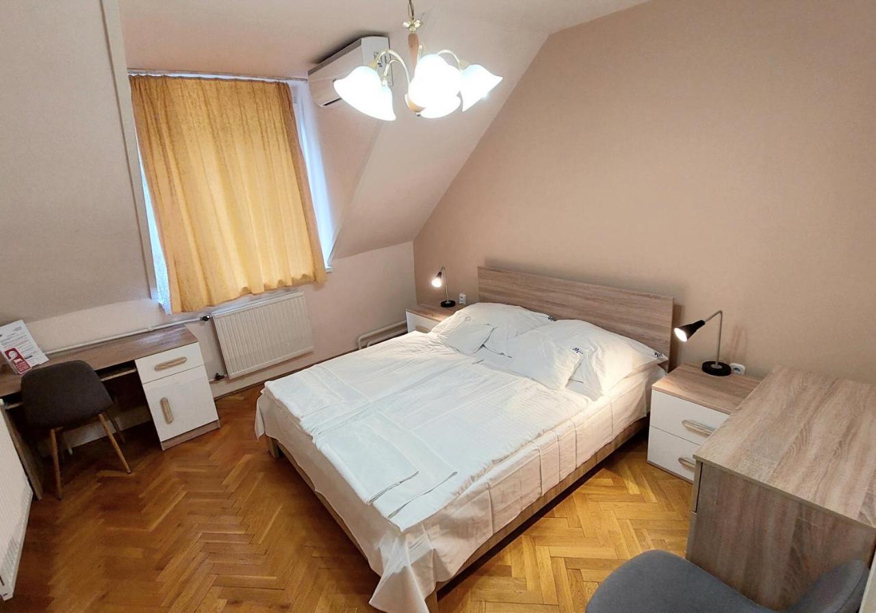 Thermal Apartmanhaz Komárom Dış mekan fotoğraf