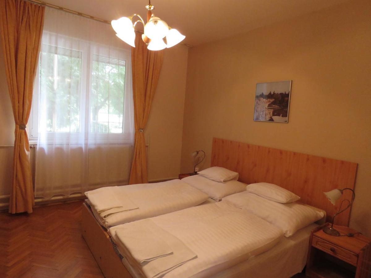 Thermal Apartmanhaz Komárom Dış mekan fotoğraf